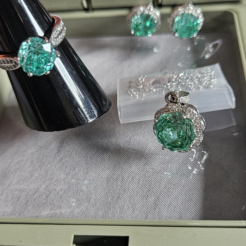 Emerald Green silver Jewelry Set